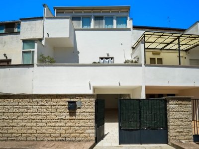 casa indipendente in vendita a Palo del Colle