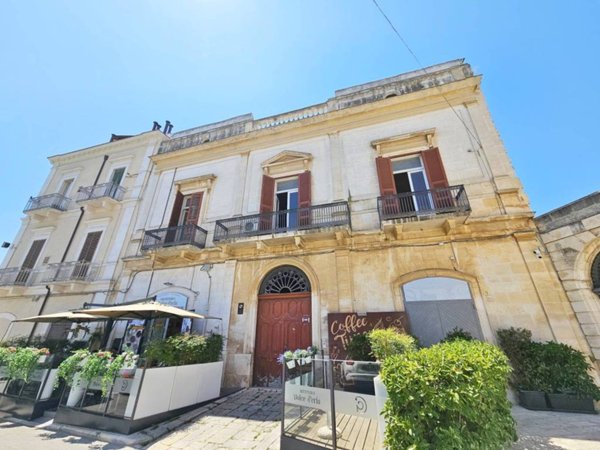 intera palazzina in vendita a Palo del Colle