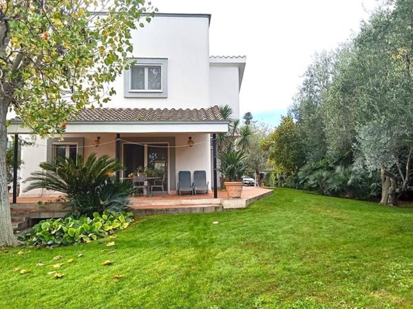 casa indipendente in vendita a Palo del Colle