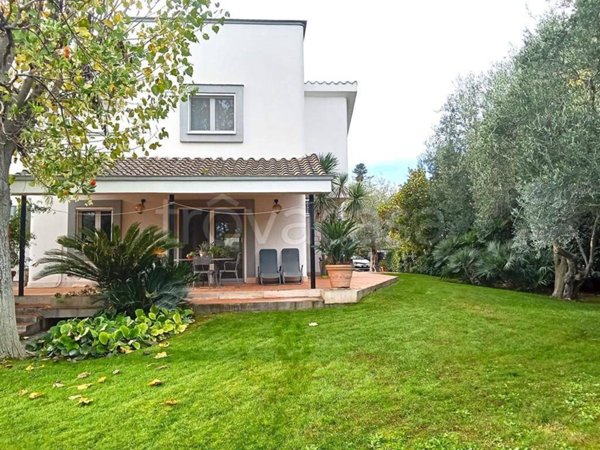 casa indipendente in vendita a Palo del Colle