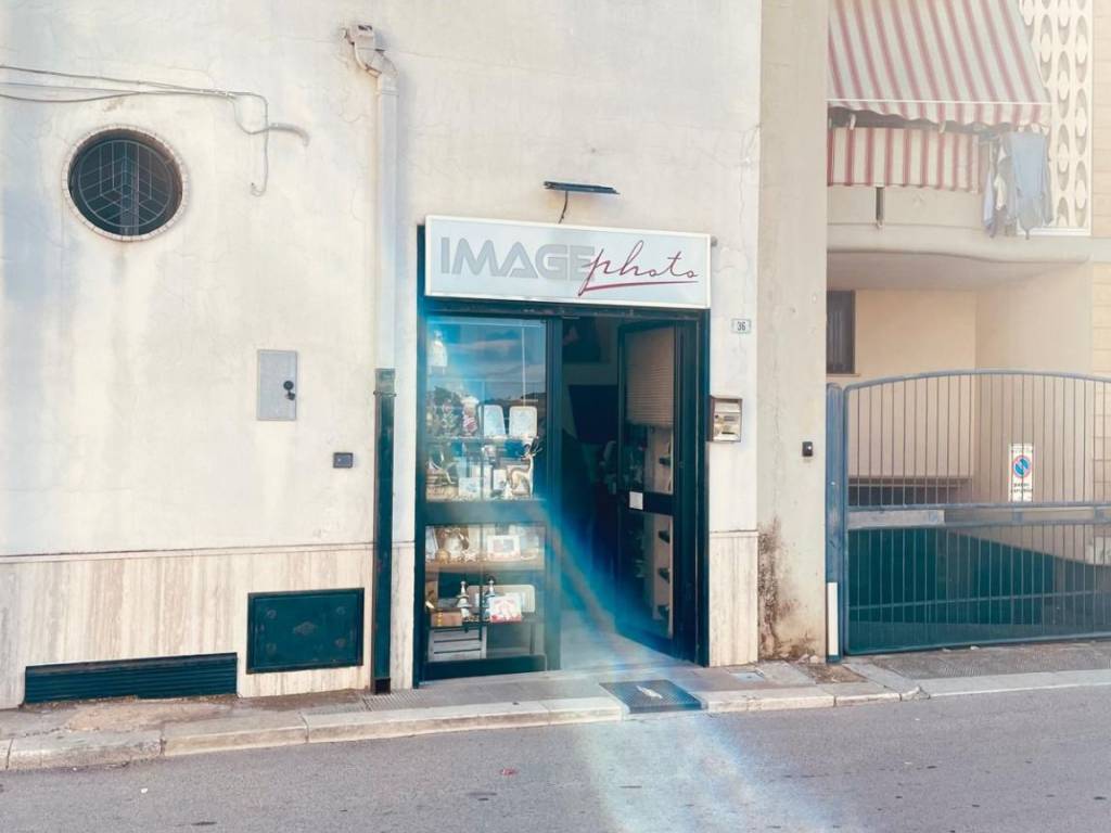 negozio in vendita a Palo del Colle