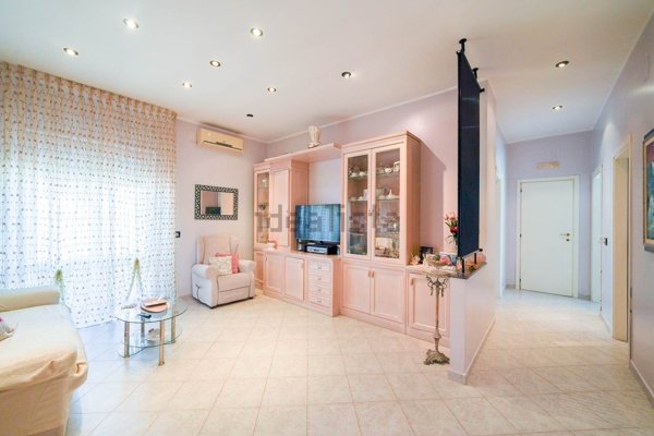 casa indipendente in vendita a Palo del Colle