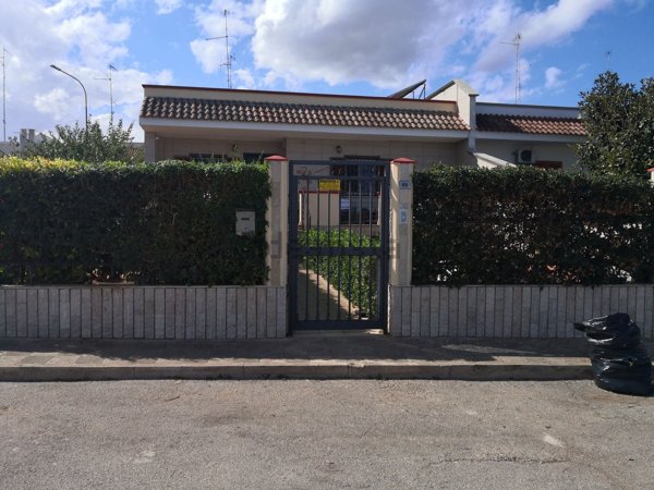 casa indipendente in vendita a Palo del Colle