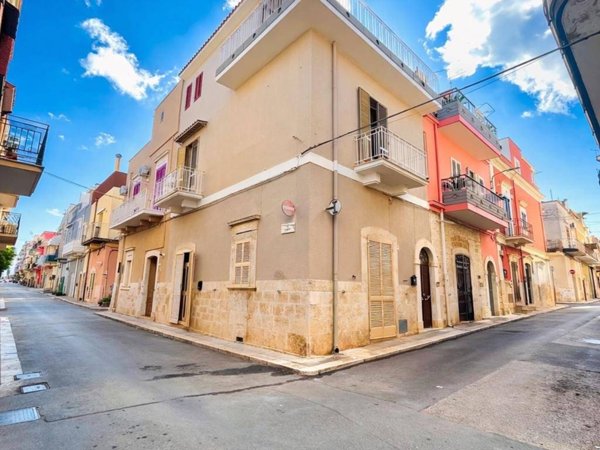 casa indipendente in vendita a Palo del Colle