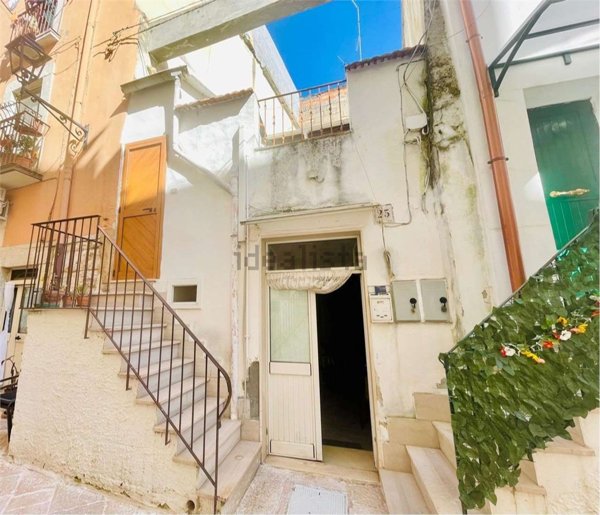 casa indipendente in vendita a Palo del Colle