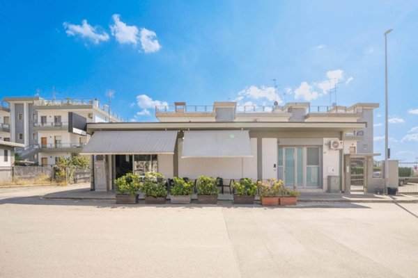 negozio in vendita a Palo del Colle