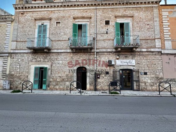 intera palazzina in vendita a Palo del Colle