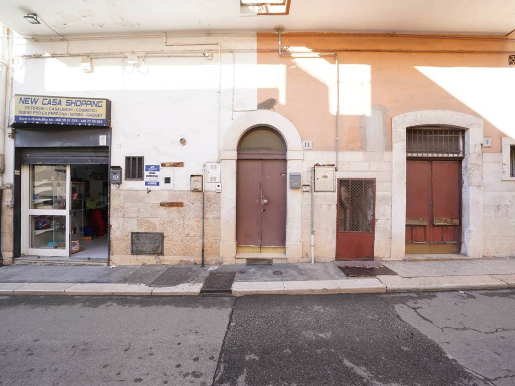 locale commerciale in vendita a Palo del Colle