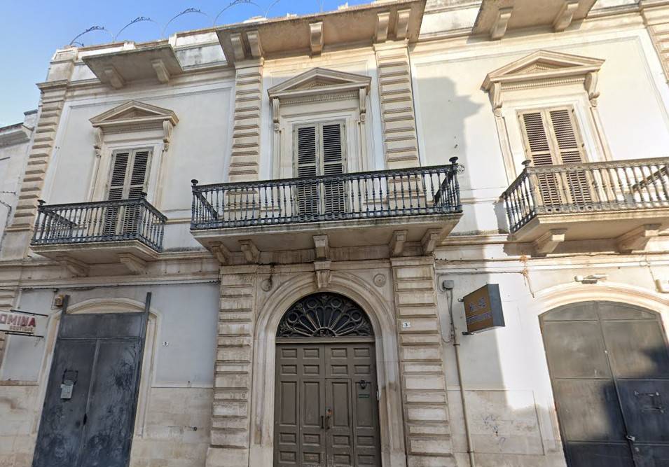 intera palazzina in vendita a Palo del Colle