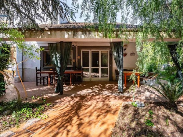 casa indipendente in vendita a Palo del Colle in zona Auricarro