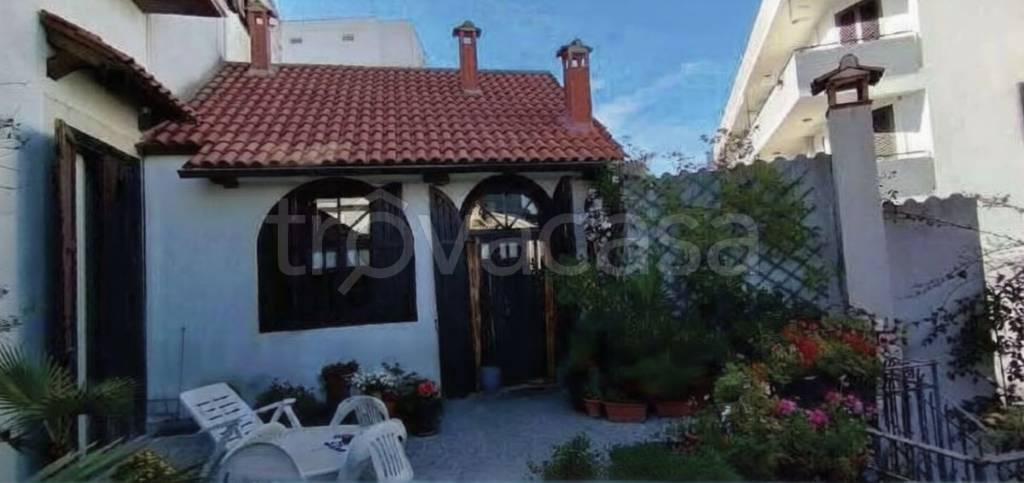 casa indipendente in vendita a Palo del Colle