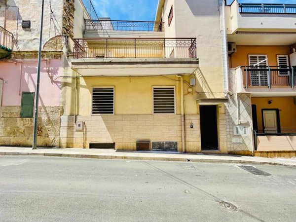 casa indipendente in vendita a Palo del Colle