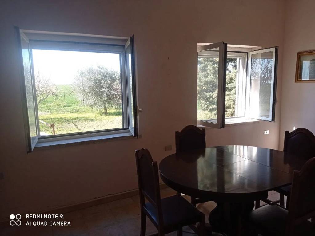 casa indipendente in vendita a Poggiorsini