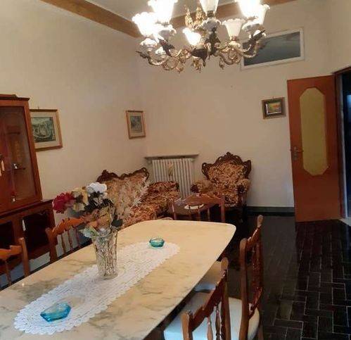 casa indipendente in vendita a Poggiorsini
