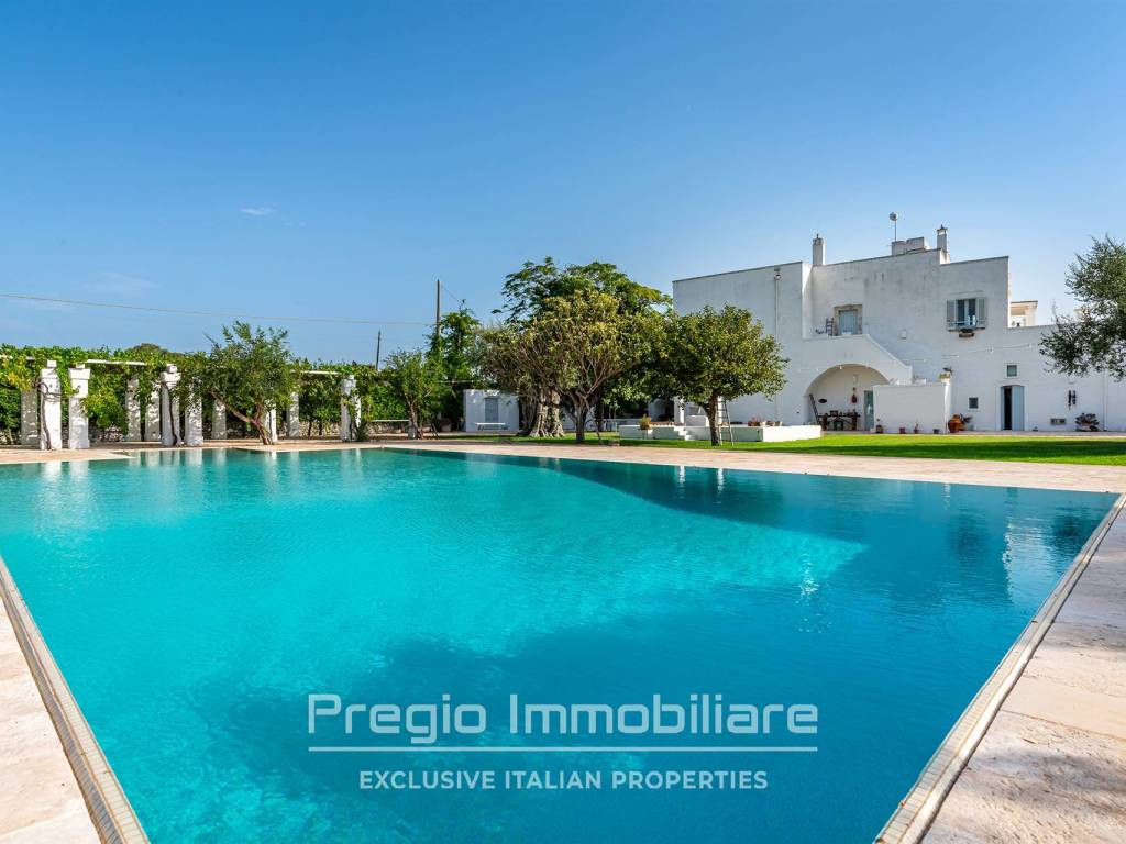casa indipendente in vendita a Polignano a Mare