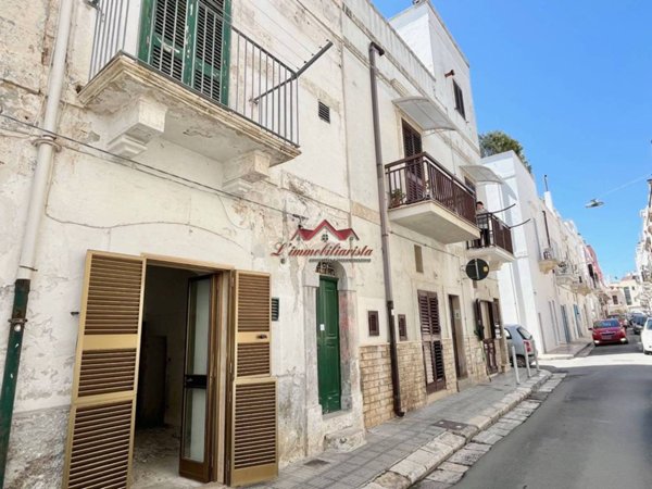 casa indipendente in vendita a Polignano a Mare