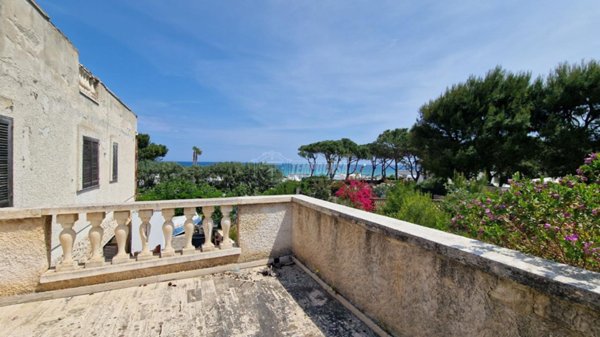 casa indipendente in vendita a Polignano a Mare