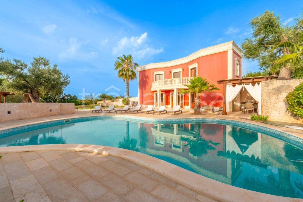 casa indipendente in vendita a Polignano a Mare