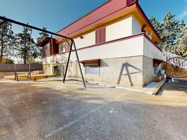 casa indipendente in vendita a Polignano a Mare