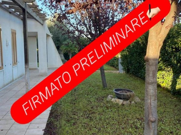 casa indipendente in vendita a Polignano a Mare