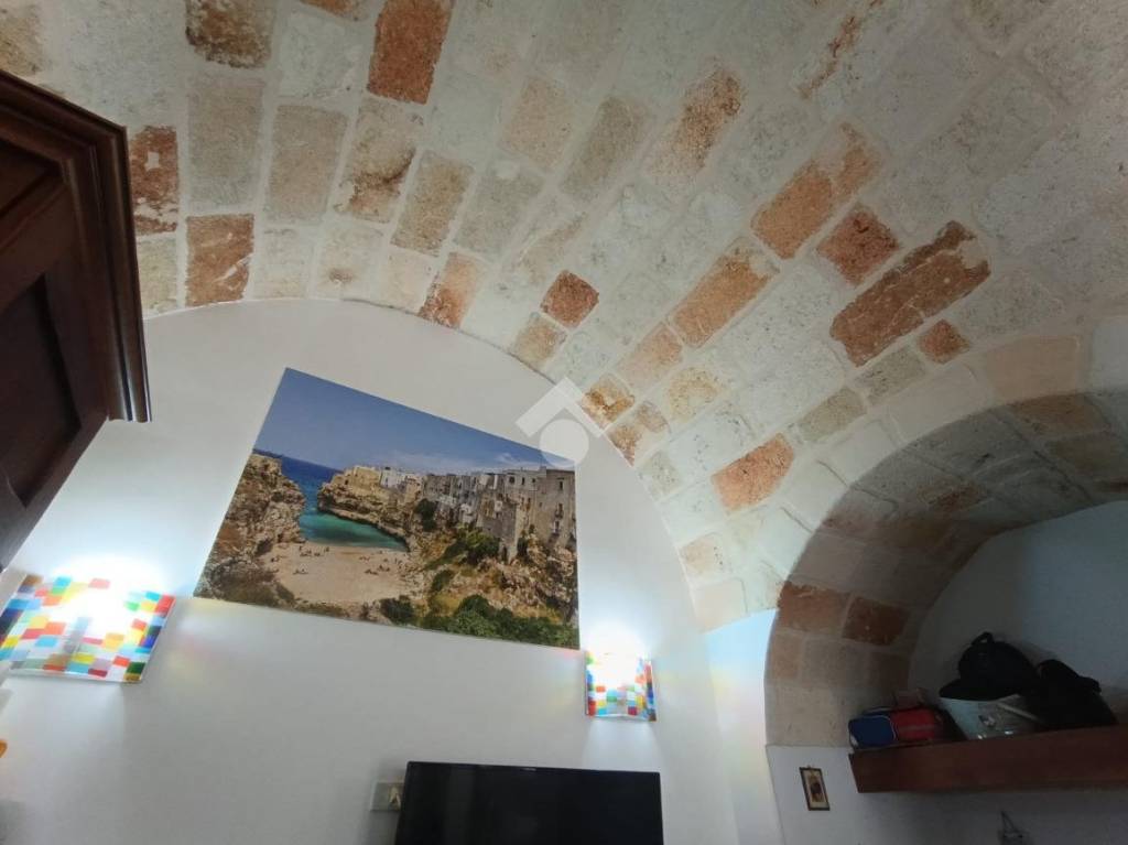 casa indipendente in vendita a Polignano a Mare