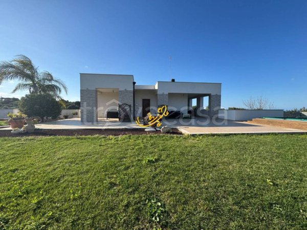 casa indipendente in vendita a Polignano a Mare