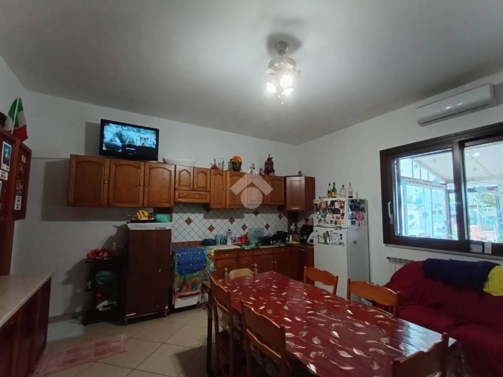 casa indipendente in vendita a Polignano a Mare