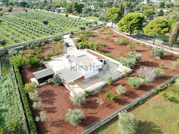 casa indipendente in vendita a Polignano a Mare