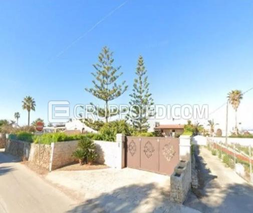 casa indipendente in vendita a Polignano a Mare