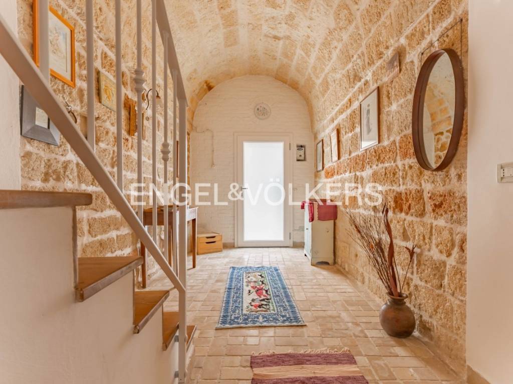 casa indipendente in vendita a Polignano a Mare