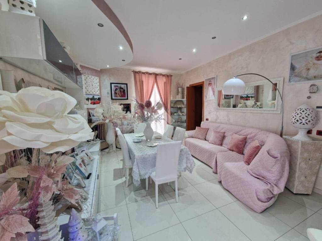 casa indipendente in vendita a Polignano a Mare