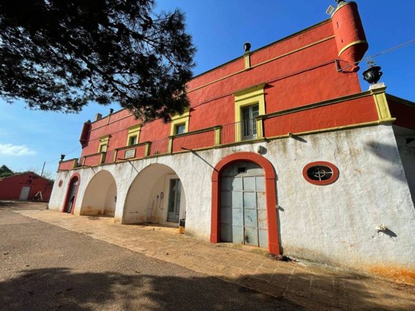 casa indipendente in vendita a Polignano a Mare