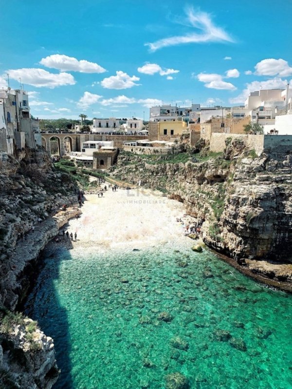 negozio in vendita a Polignano a Mare