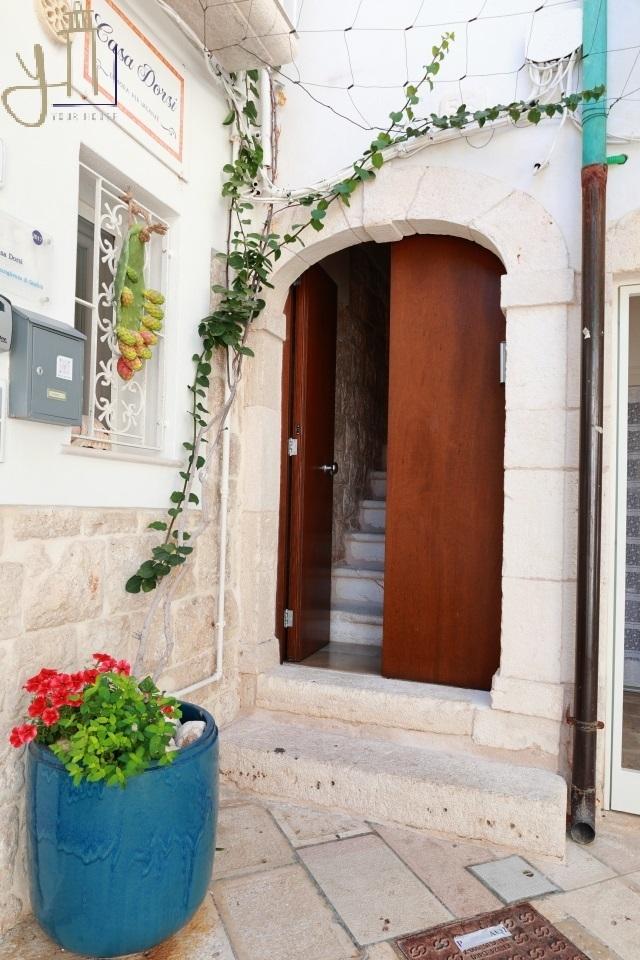 casa indipendente in vendita a Polignano a Mare