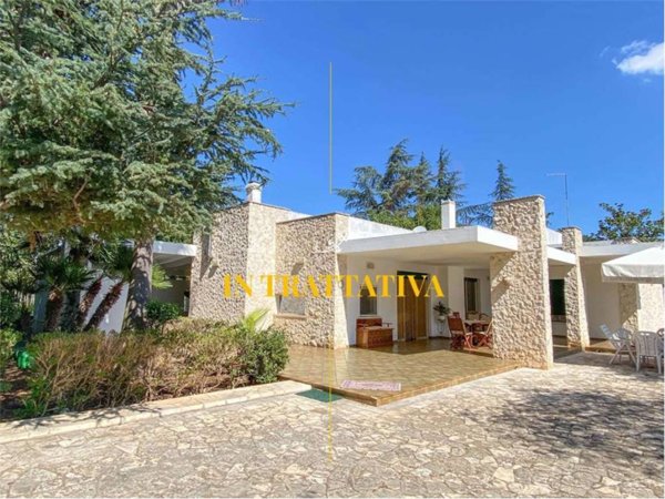 casa indipendente in vendita a Polignano a Mare