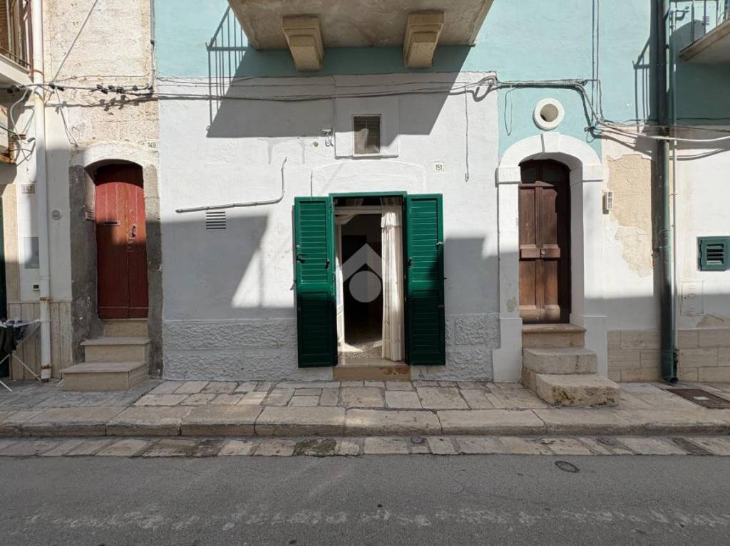 casa indipendente in vendita a Polignano a Mare