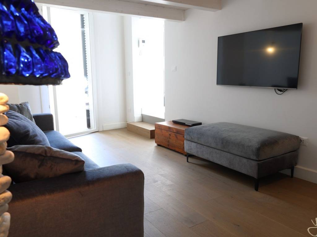 casa indipendente in vendita a Polignano a Mare
