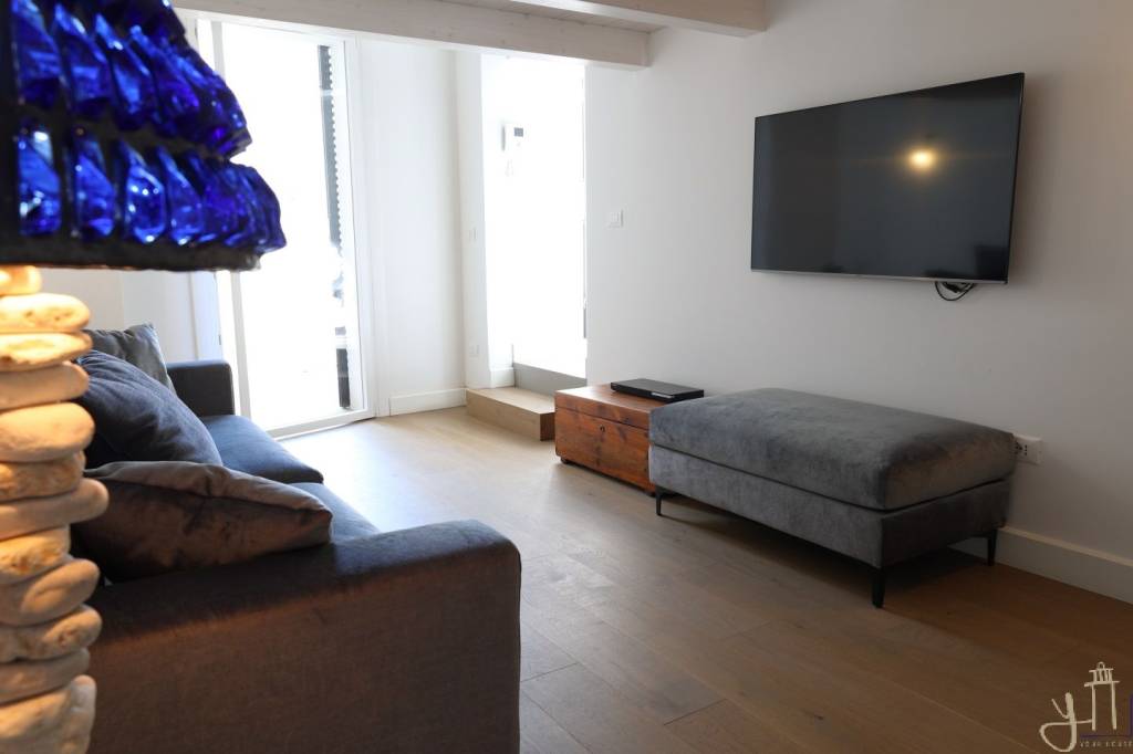 casa indipendente in vendita a Polignano a Mare