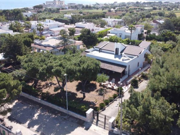 casa indipendente in vendita a Polignano a Mare