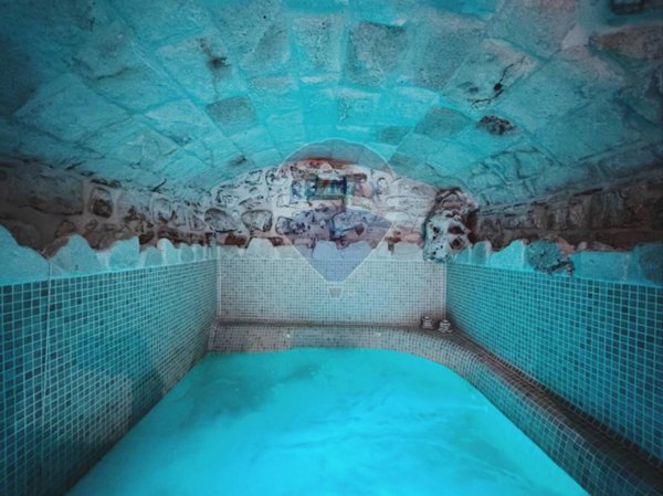 casa indipendente in vendita a Polignano a Mare