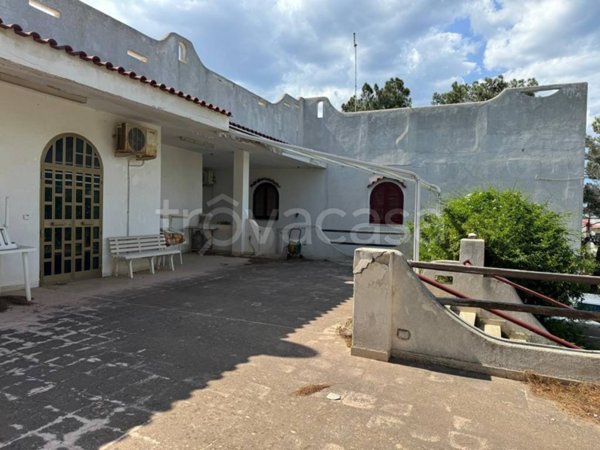 casa indipendente in vendita a Polignano a Mare