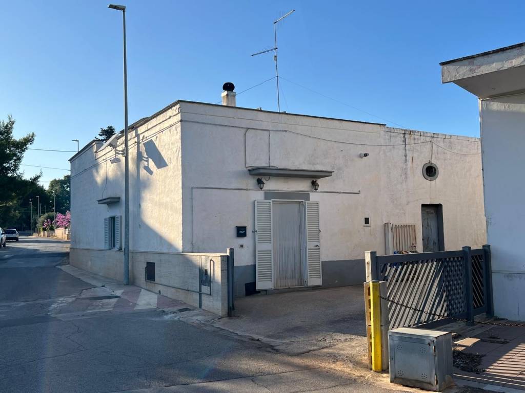 casa indipendente in vendita a Polignano a Mare in zona Chiesa Nuova