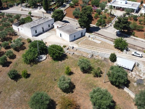 casa indipendente in vendita a Polignano a Mare