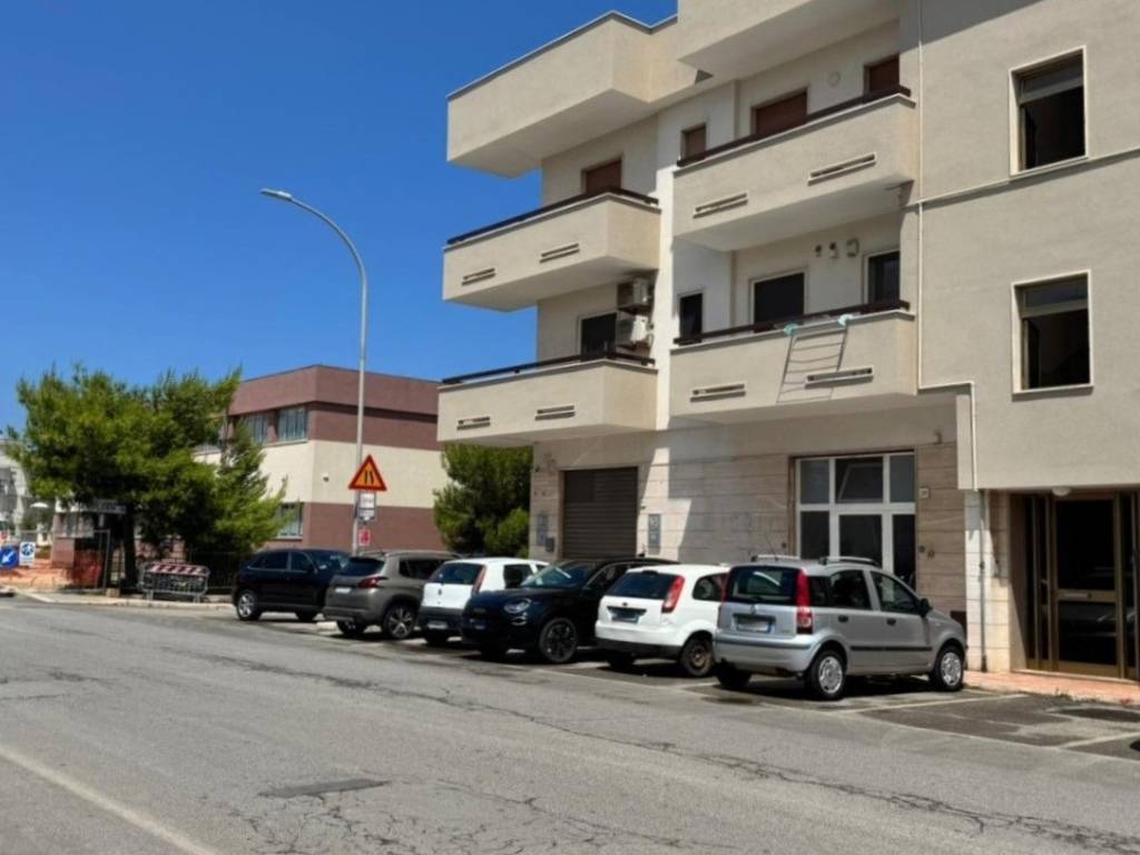 negozio in vendita a Polignano a Mare