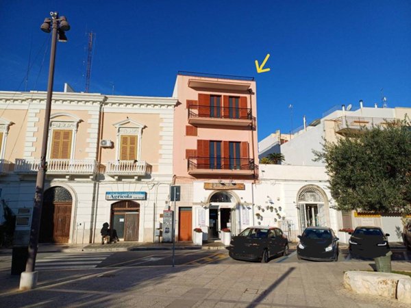 casa indipendente in vendita a Polignano a Mare