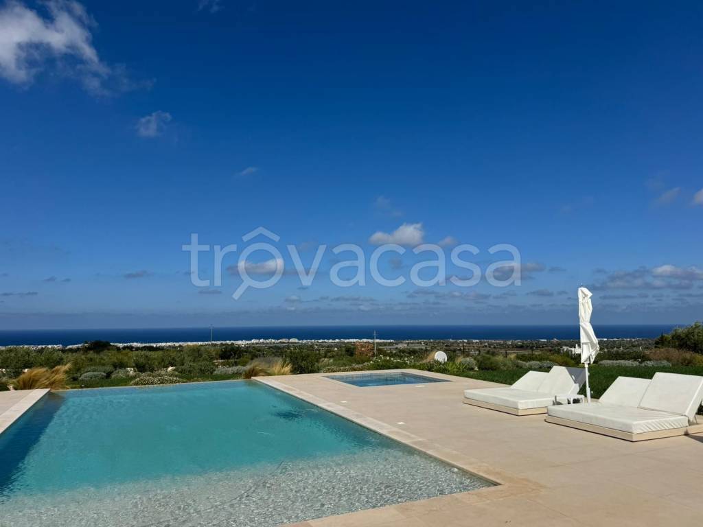 casa indipendente in vendita a Polignano a Mare