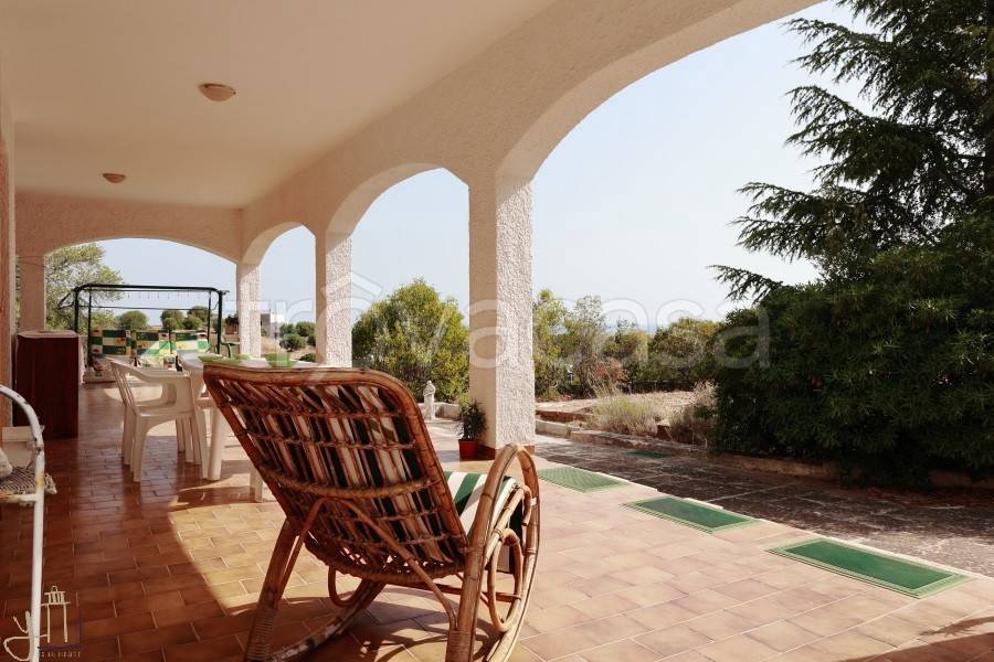 casa indipendente in vendita a Polignano a Mare