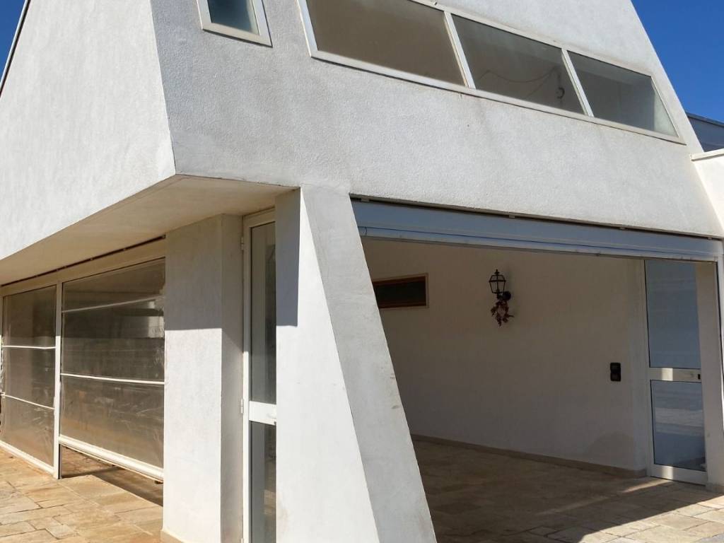 casa indipendente in vendita a Polignano a Mare