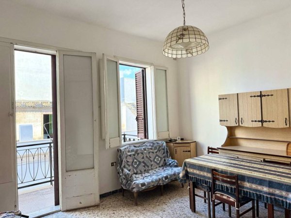 casa indipendente in vendita a Polignano a Mare