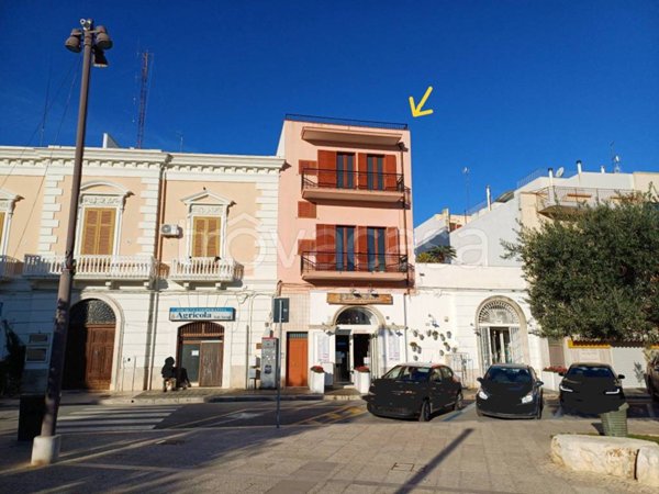 casa indipendente in vendita a Polignano a Mare
